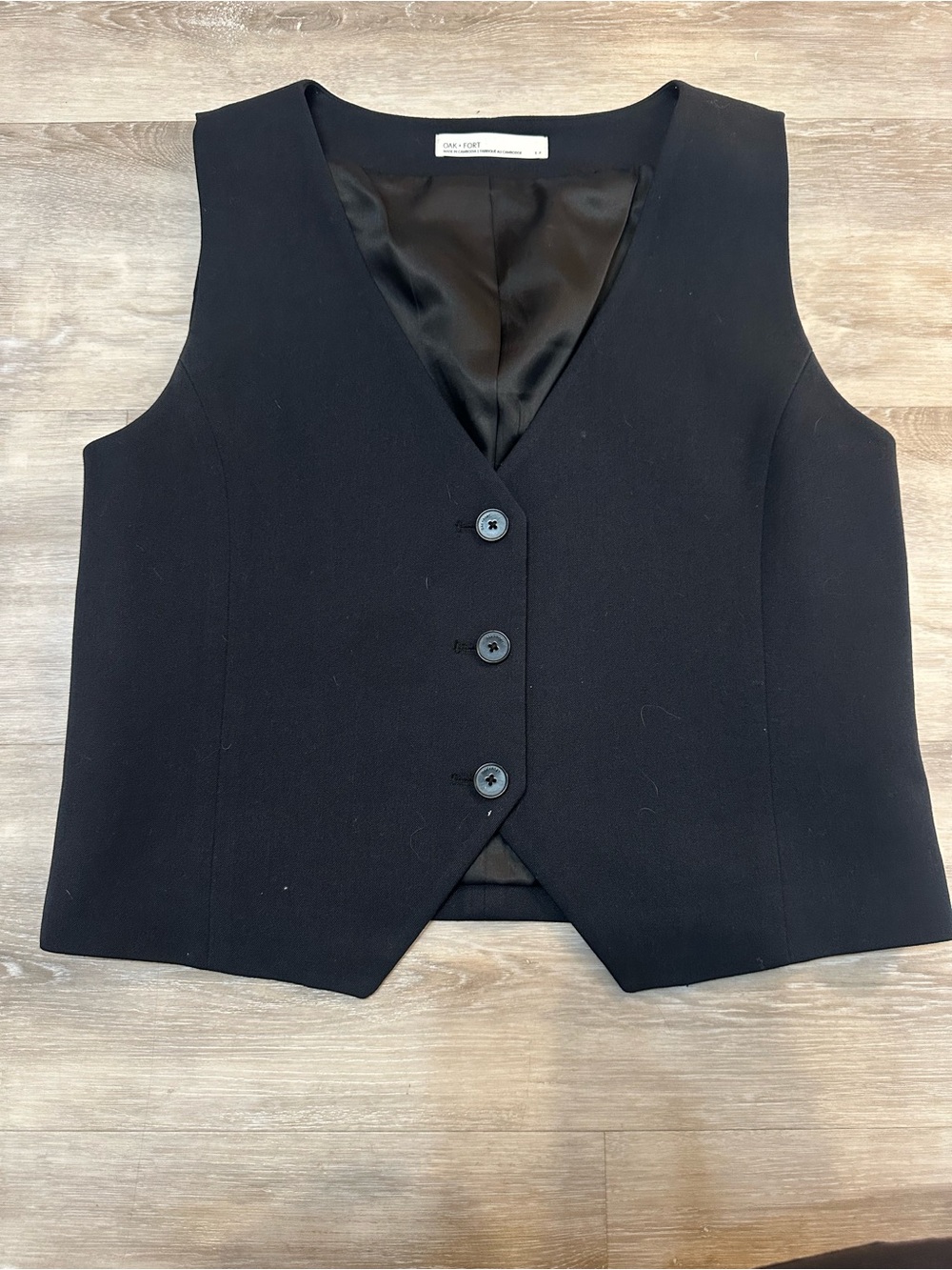 OAK + FORT, Women’s Black Button-Front Vest, Small